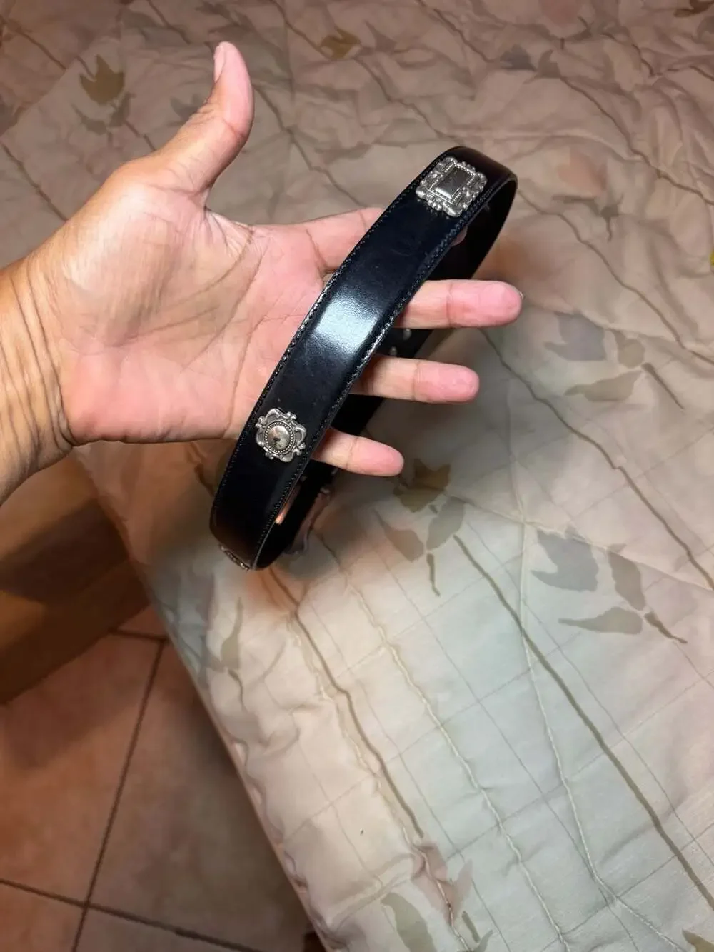 Fossil Vintage Western-Style Black Leather Concho Belt